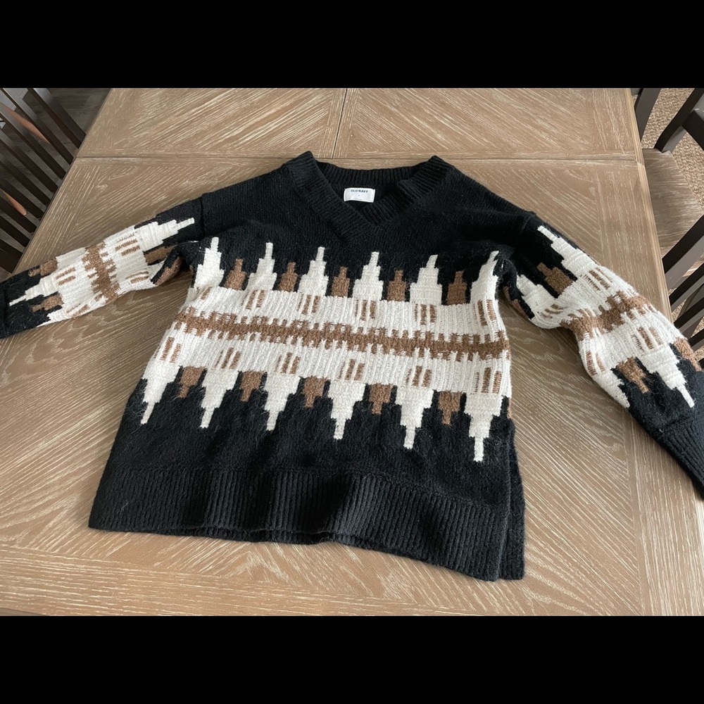 Old navy sweater M